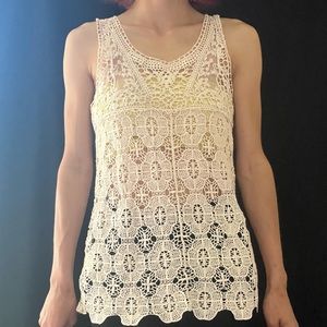 Mesh crochet material tank top